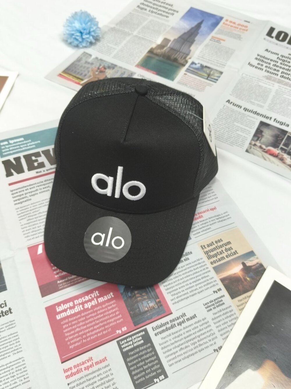 Alo Yoga District Trucker Hat Black and White🖤🤍Adjustable Breathable Mesh Cap